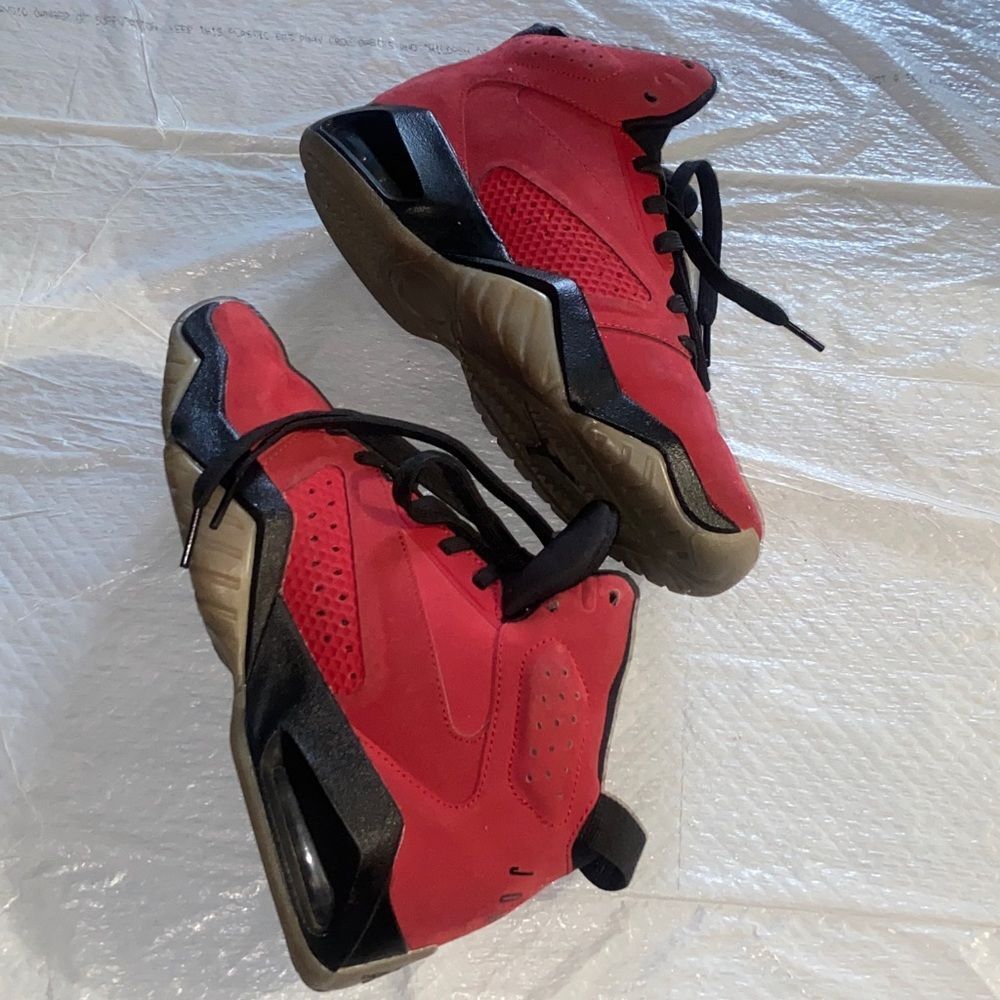 Nike Air Jordan Stylish Red and Black Kids Sneakers Size 5Y